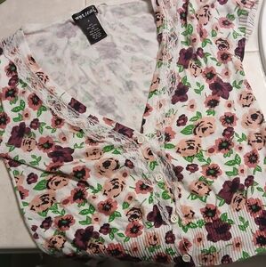 Wet seal short sleeve top